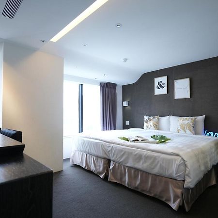 Myhotels 14 The Top One Taipei Bagian luar foto