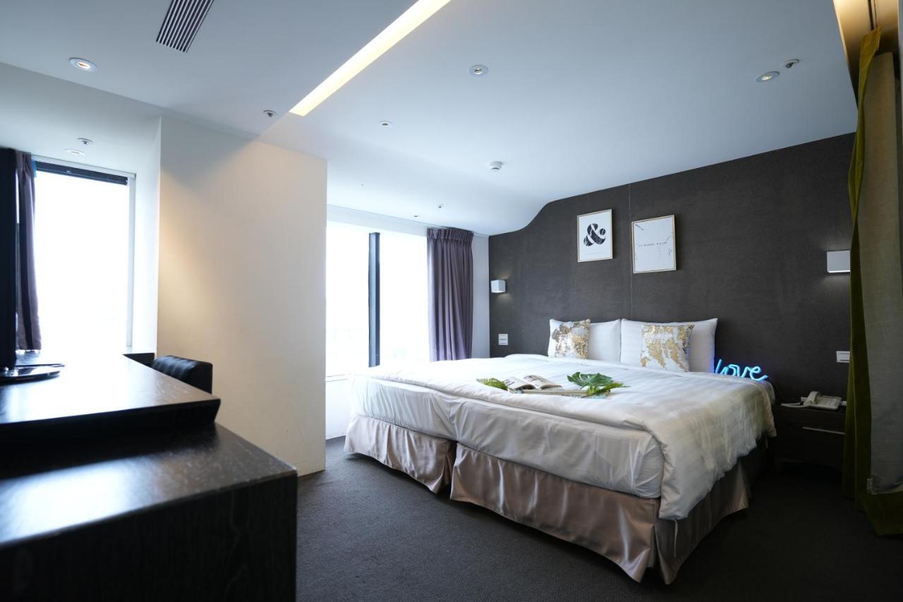 Myhotels 14 The Top One Taipei Bagian luar foto