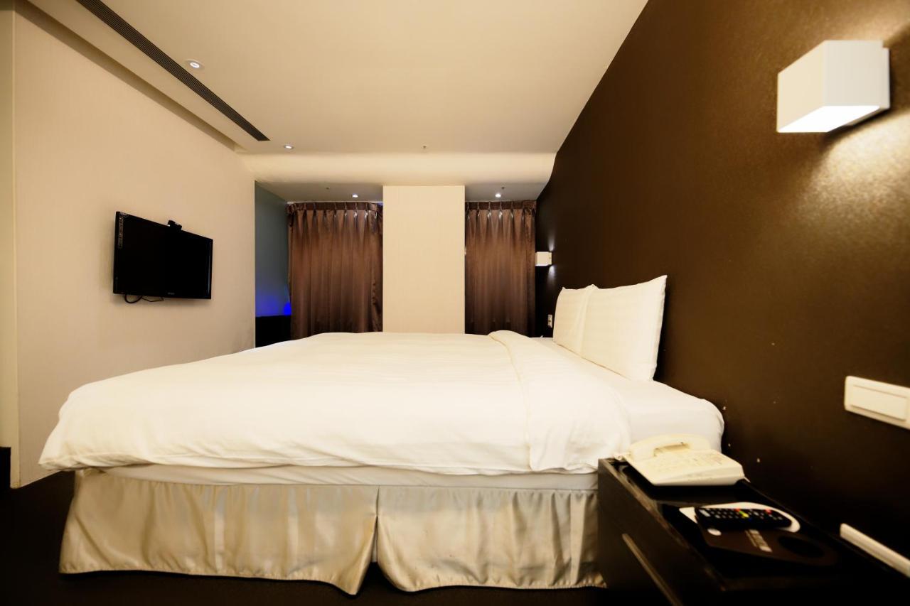 Myhotels 14 The Top One Taipei Bagian luar foto
