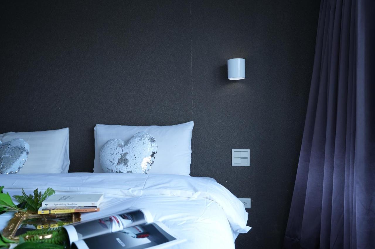Myhotels 14 The Top One Taipei Bagian luar foto