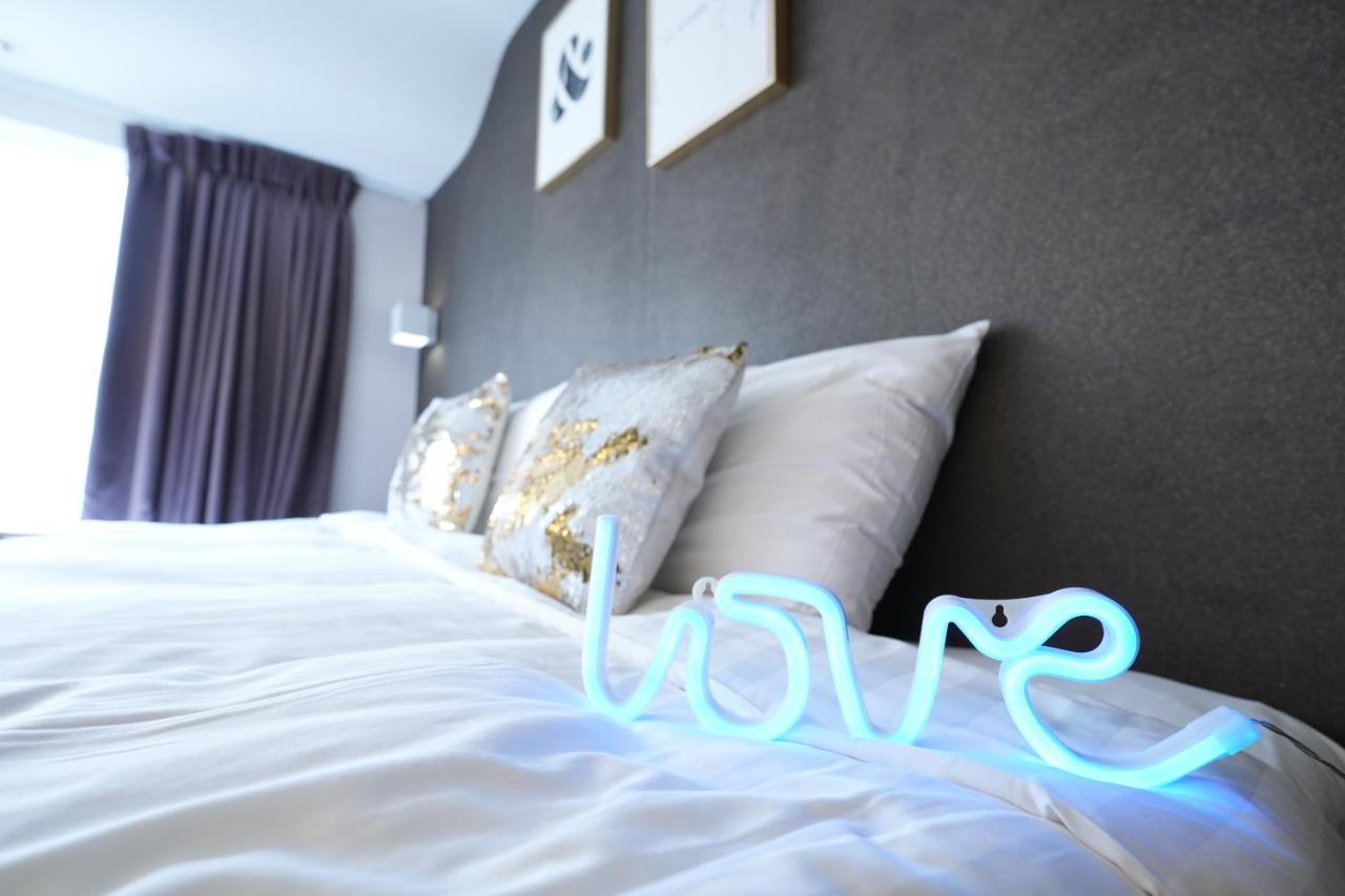 Myhotels 14 The Top One Taipei Bagian luar foto