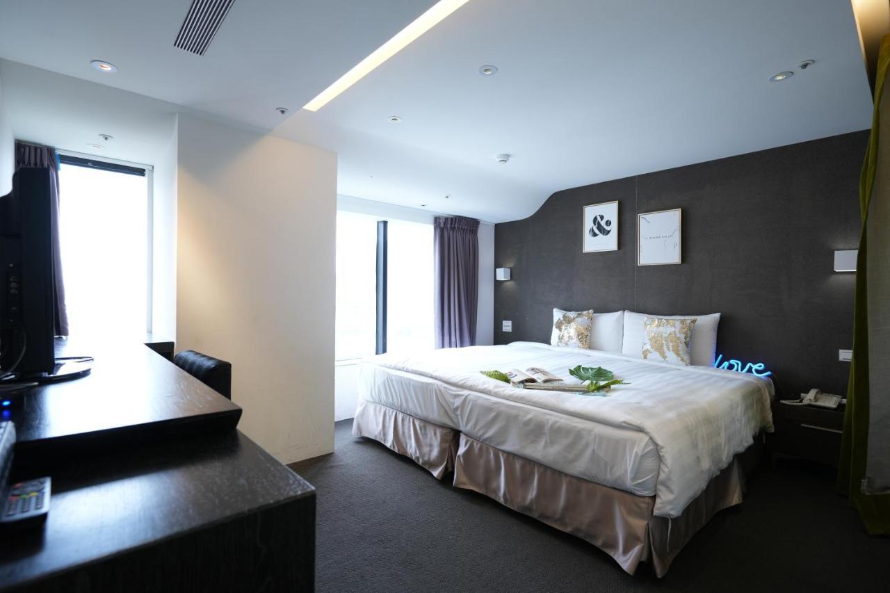 Myhotels 14 The Top One Taipei Bagian luar foto